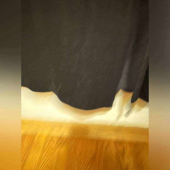 Velvet black dress size 22w / 24w no brand, small slit - Picture 6 of 7